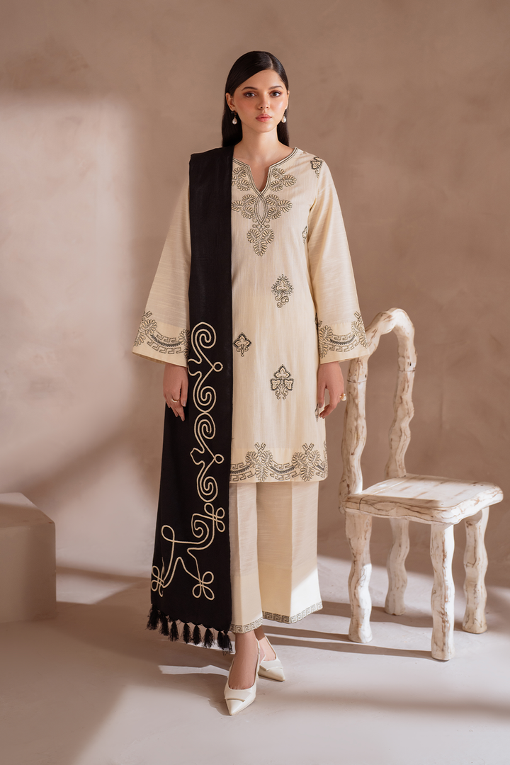 IZNIK - UE -361 Embroidered Khaddar