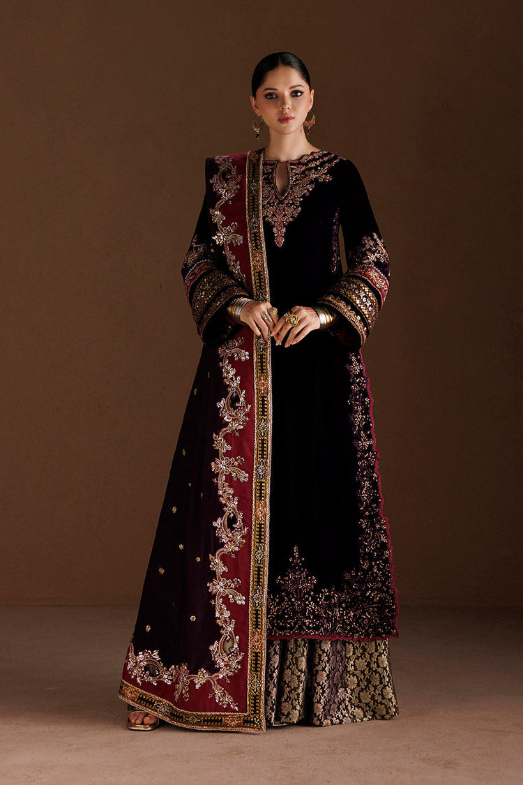IZNIK - IV-81 Embroidered Velvet